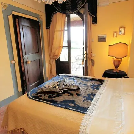 Fabulous Nestled Among The Vineyards And Cypresses * Castiglione del Lago